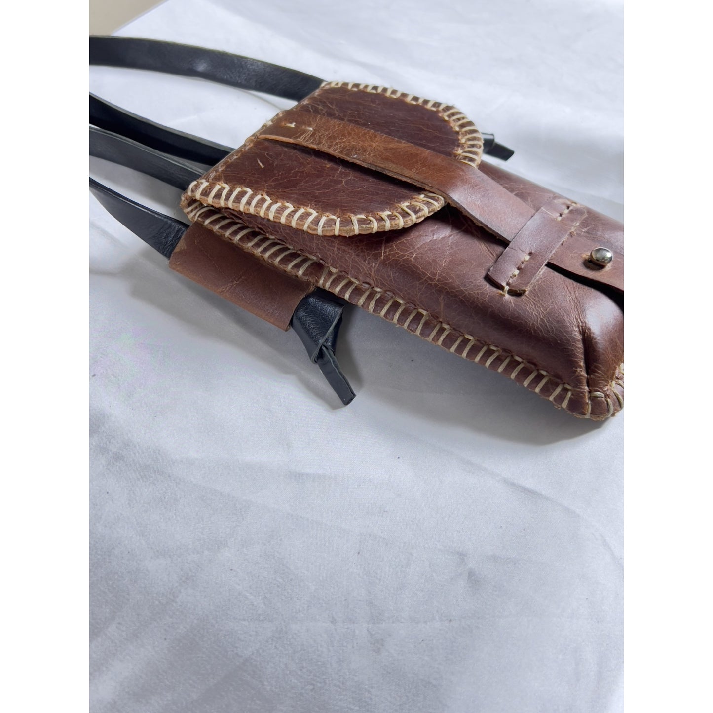 STYLISH LEATHER CELL PHONE CROSSBODY BAG HAND SEWN-M8B