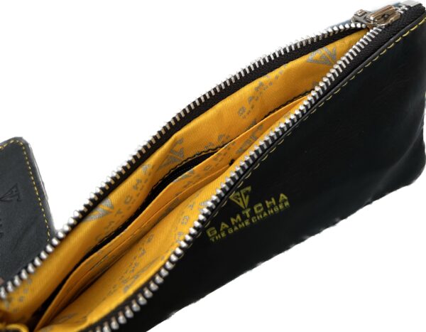 MODERN LEATHER WRISTLET AND CROSSBODY BAG - Image 23