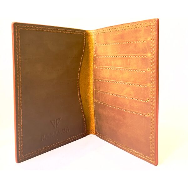 THE TOURIST PASSPORT LEATHER WALLET - Image 9