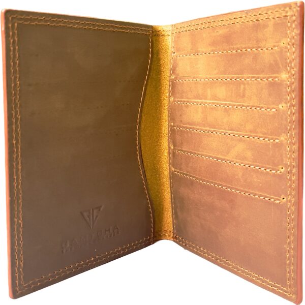 THE TOURIST PASSPORT LEATHER WALLET - Image 10